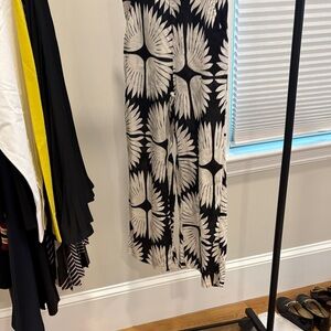 Rachel Zoe Monochrome Leaf Pattern Pants